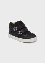 Load image into Gallery viewer, Sporty bootie stars
