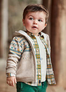 Knit pullover